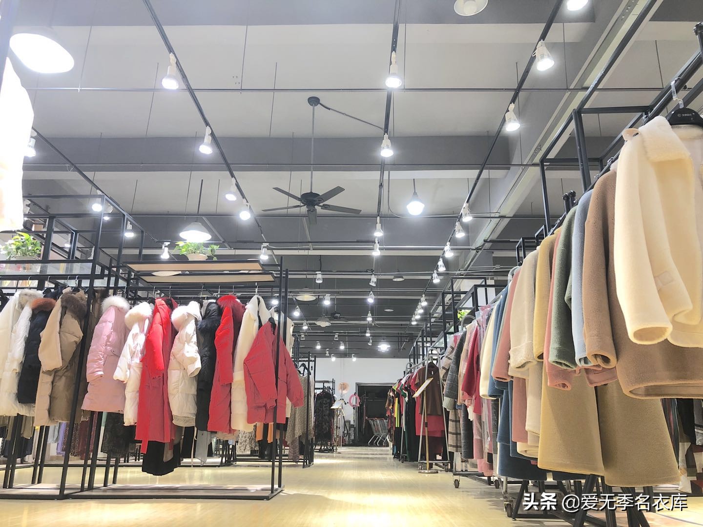 实体服装店网上进货渠道,新手怎么开始做电商进货渠道