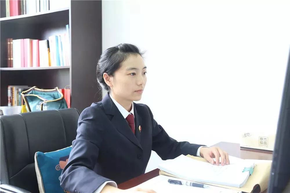 新时代检察官的新担当新风采,剑胆慈心