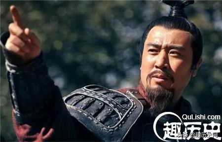 刘备性格和衣着,刘备是个喜怒不形于色的人