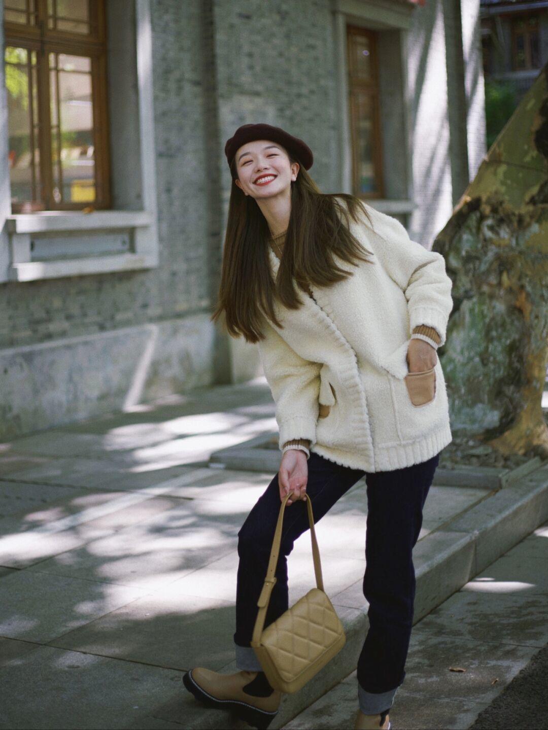 马甲衬衫叠穿搭配什么裤子,衬衫搭配马甲怎么穿才好看