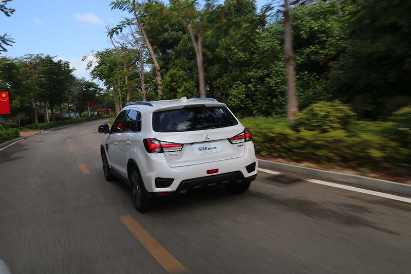 三菱劲炫2020款智领版优缺点,三菱劲炫自动挡四驱价格表二手