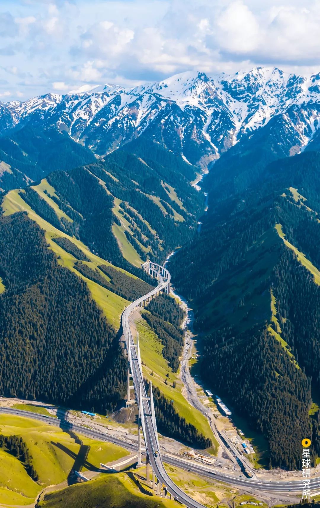 5000公里看地球,5000英里在中国是多少公里