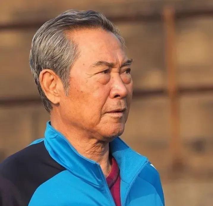 足球黑子张恩华,中国足球运动员怀念张恩华