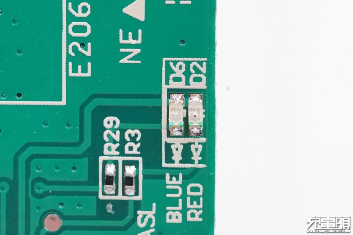 小米智能加热杯垫,小米恒温杯垫拆解测评
