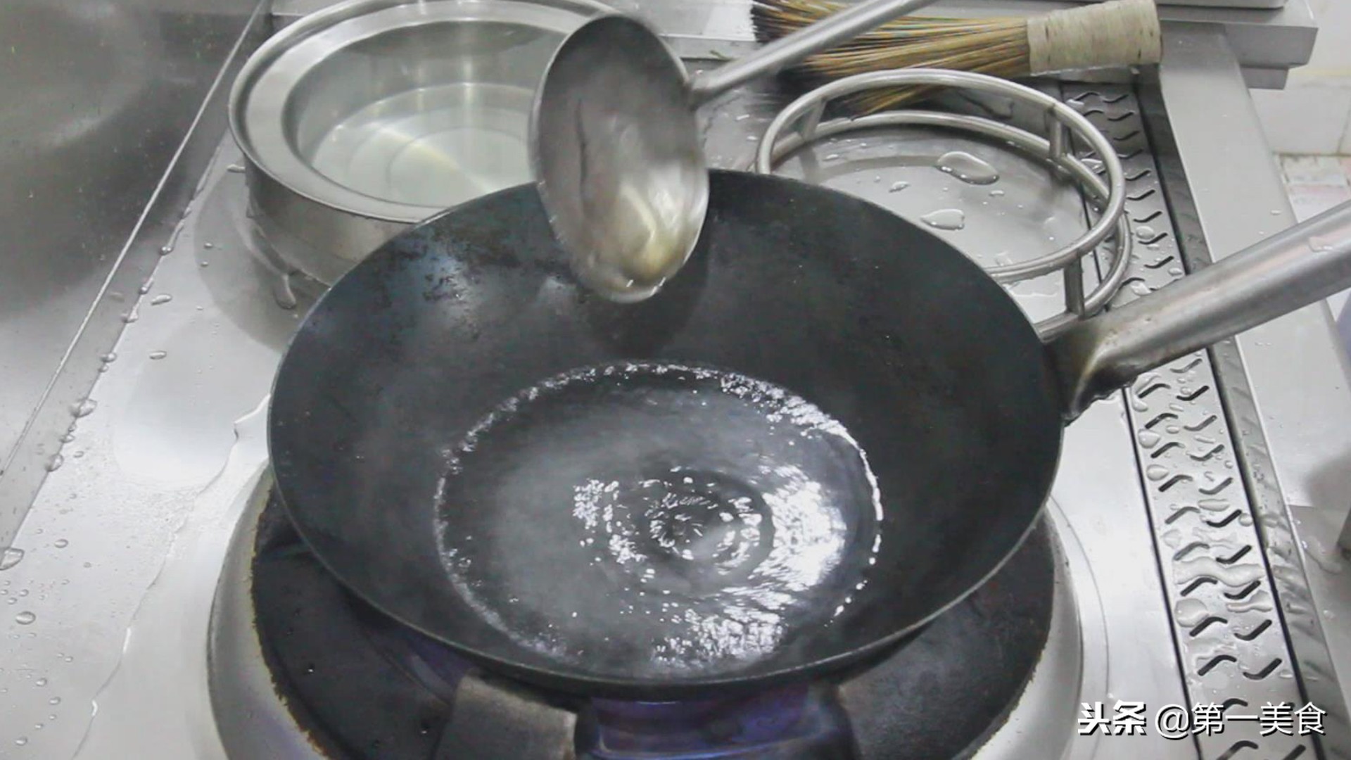 饭店里凉拌菜料汁配方,凉拌菜调料汁的做法大全集视频