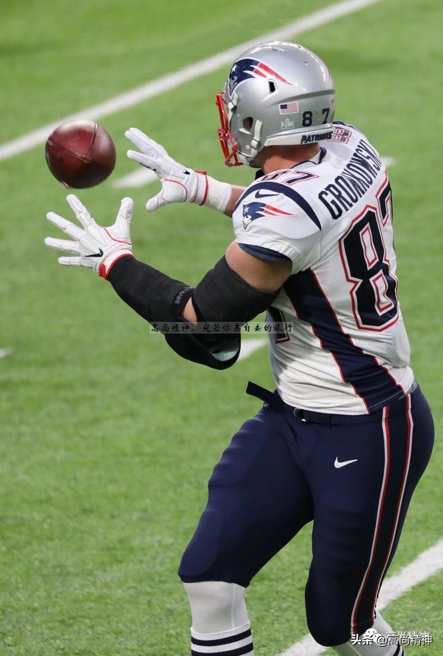 格隆退役,第五十一届超级碗大格隆