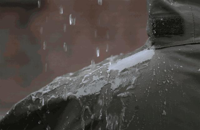 world of moncler羽绒服 (moncler羽绒服为什么这么贵)