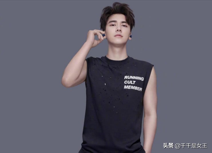 有人说李易峰虚伪，你说的有道理，可我还是喜欢他