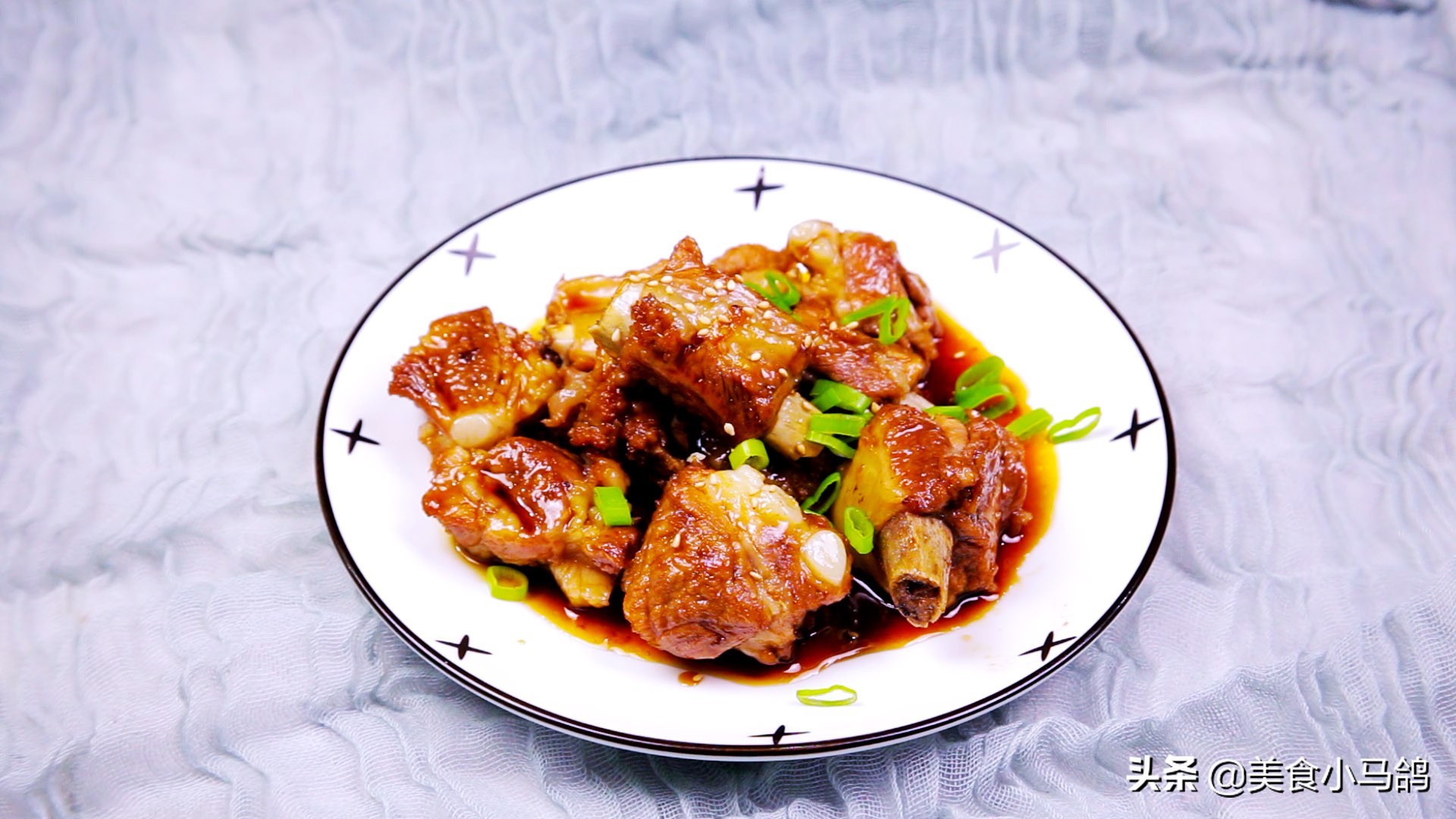 糖醋排骨如何烧出汁,糖醋排骨怎么熬制脱骨