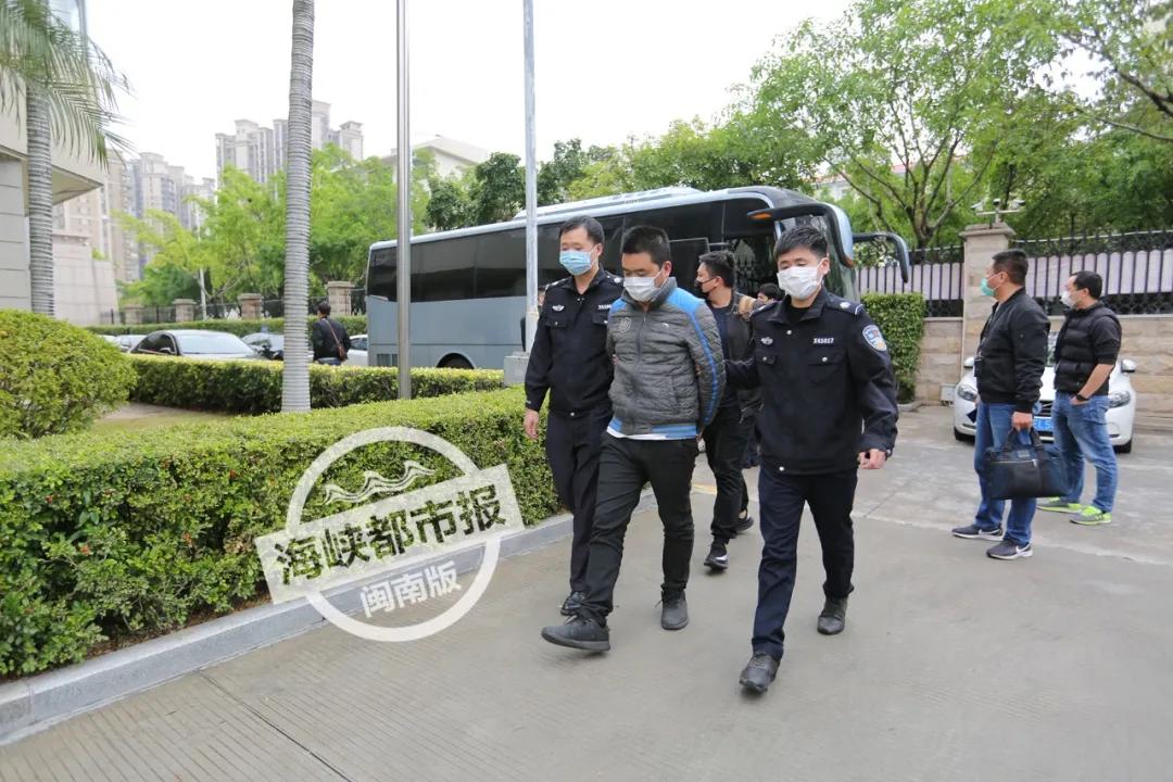 离异少妇约“裸聊”，厦门一男子动心了