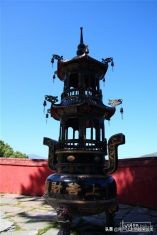 五台山位居四大佛教名山之首,五台山是中国四大佛教名山之首