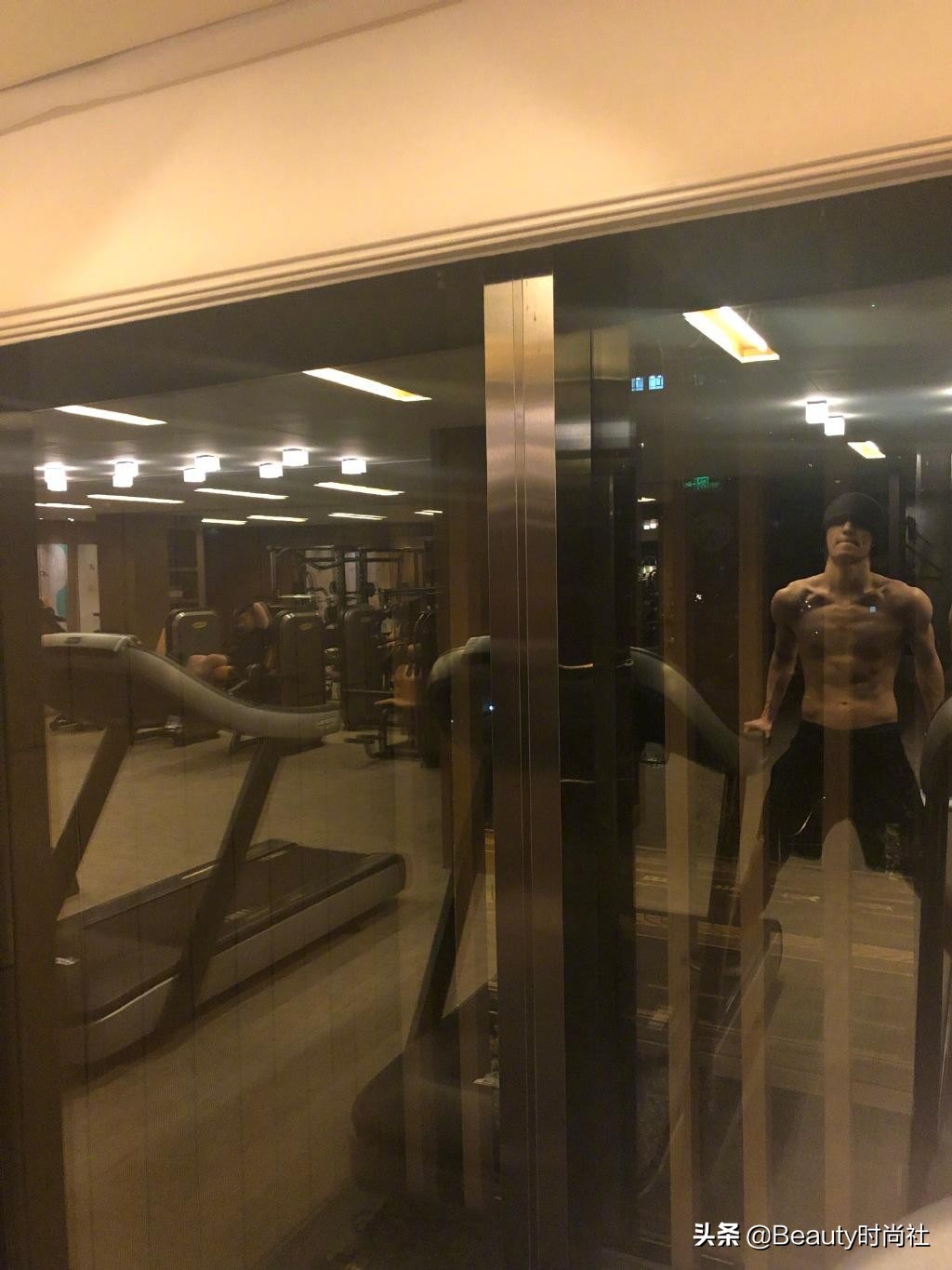 比伯跟c罗,比伯与c罗