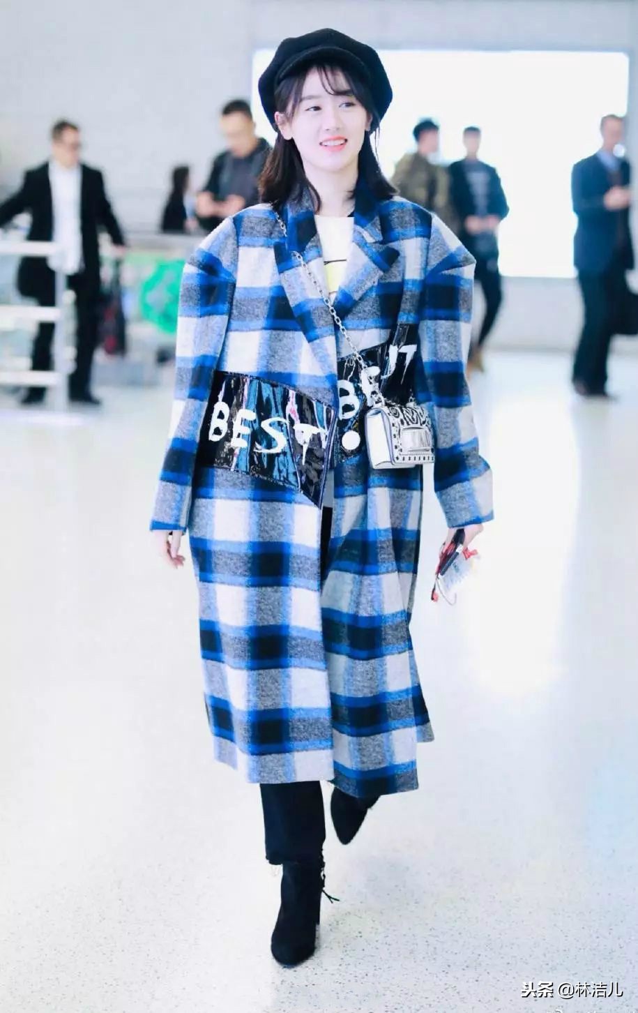 戚薇唐嫣杨幂宋茜,戚薇刘雯唐嫣穿皮草