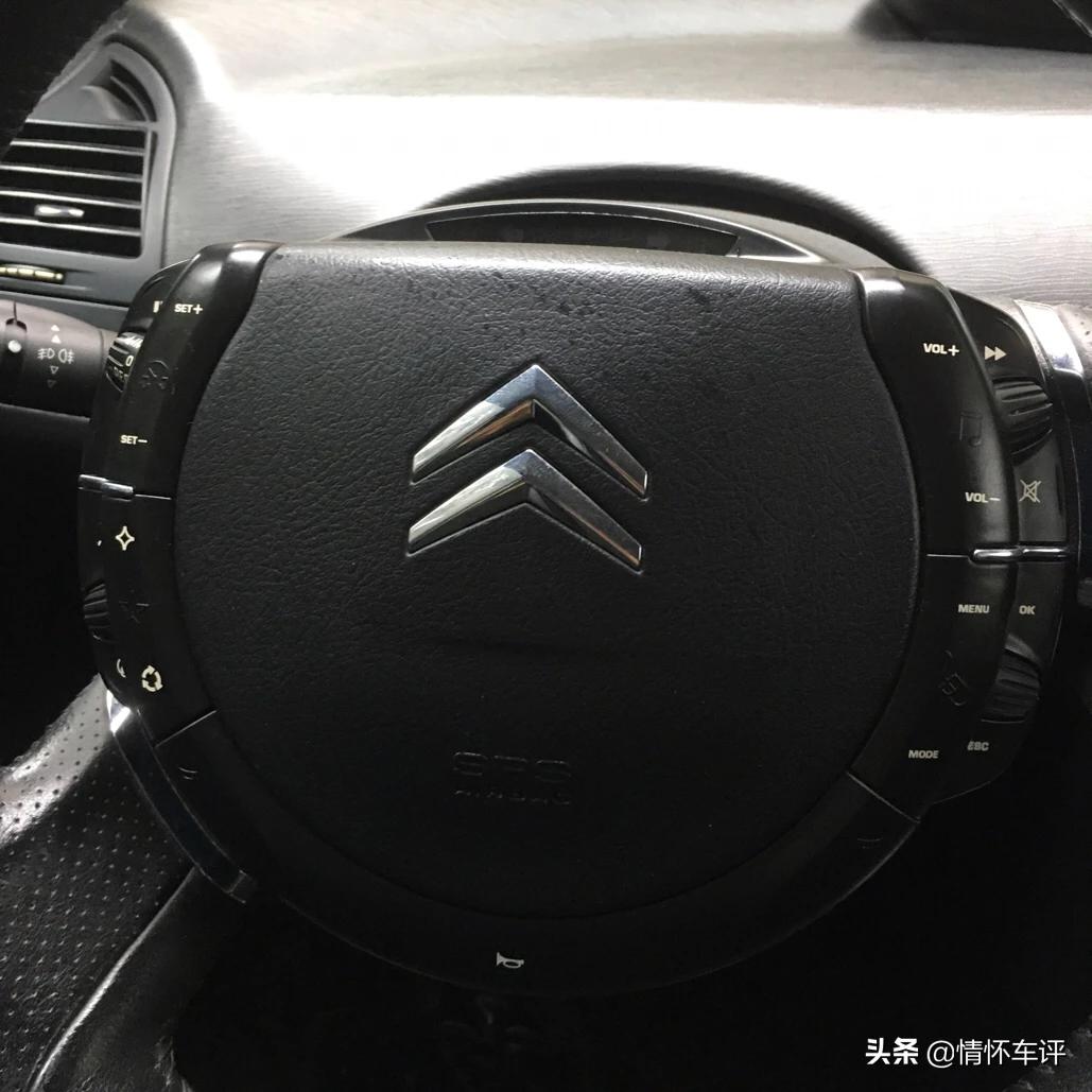 雪铁龙世嘉2.0手动挡值得买吗,雪铁龙世嘉两厢手动2.0优缺点