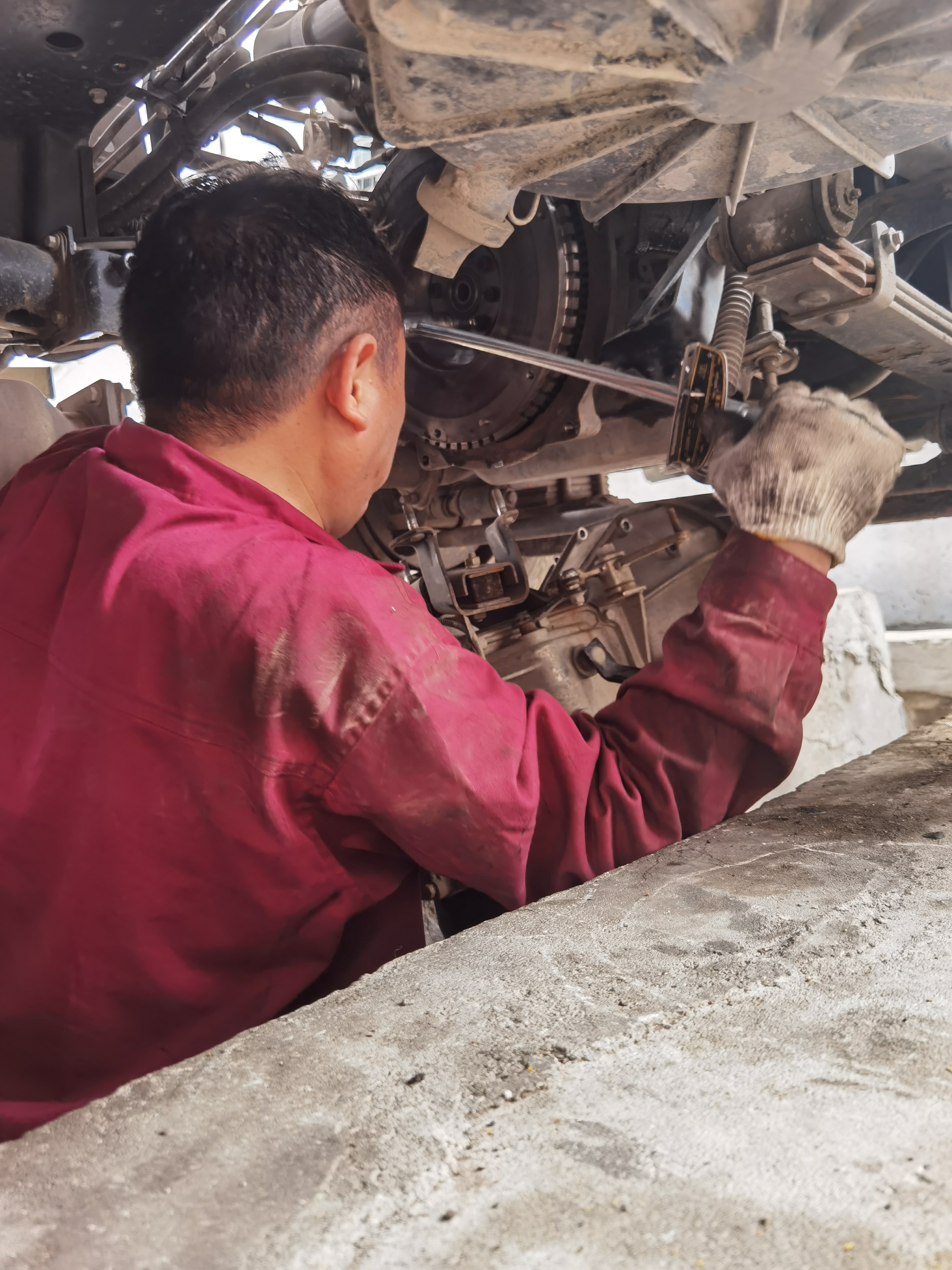 起动机维修保养教程汽配人,老款起动机保养教程详情