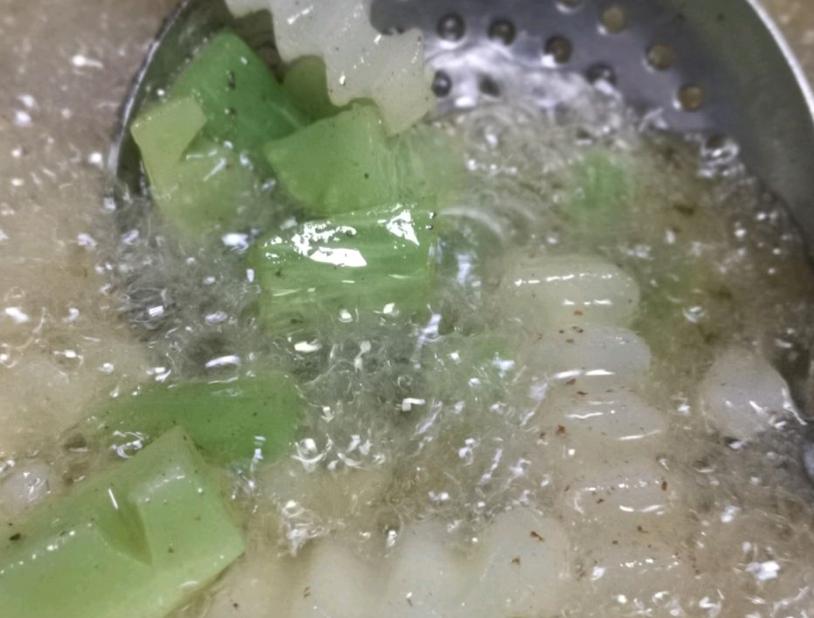 干锅兔怎么做又嫩又好吃,干锅兔的制作全过程