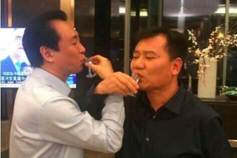 玩足球的房企,被足球踢死的运动员