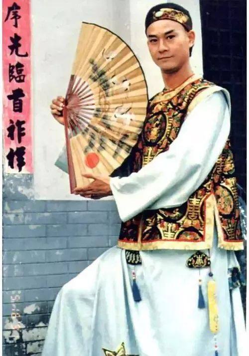 从折扇文化看明清发展在世界的变化