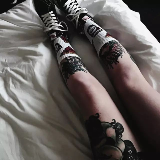 专业的纹身师纹身是不是不痛,十年纹身爱好者讲解纹身