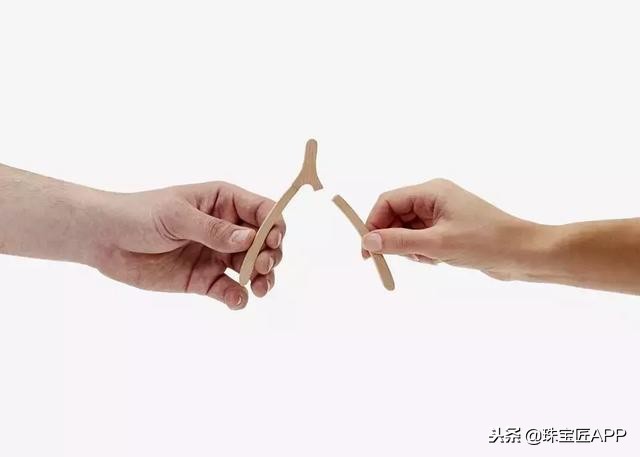 感恩节趣谈｜火鸡骨头挂门上，未来伴侣找上家？