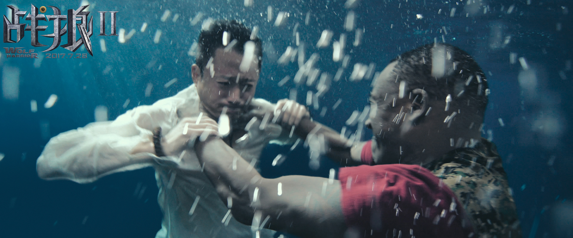 吴京导演战狼2深度解析,从升级镜头开始