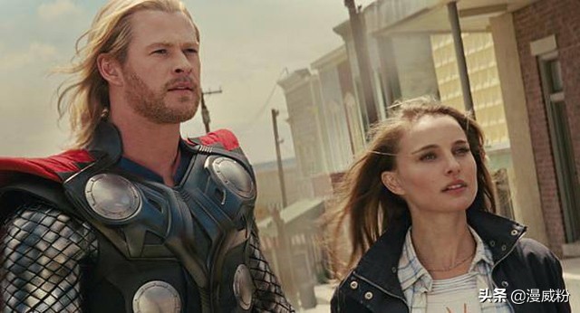 百万年前，奥丁曾组建史前复仇者联盟，因凤凰女疏远地球