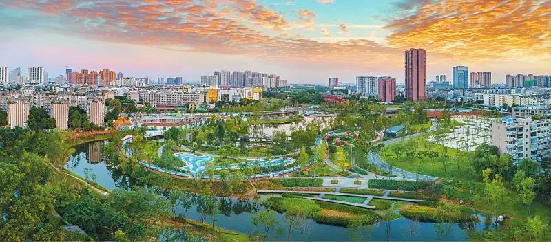 北连东安湖，南接龙泉山1910亩的超级公园10月“上新”