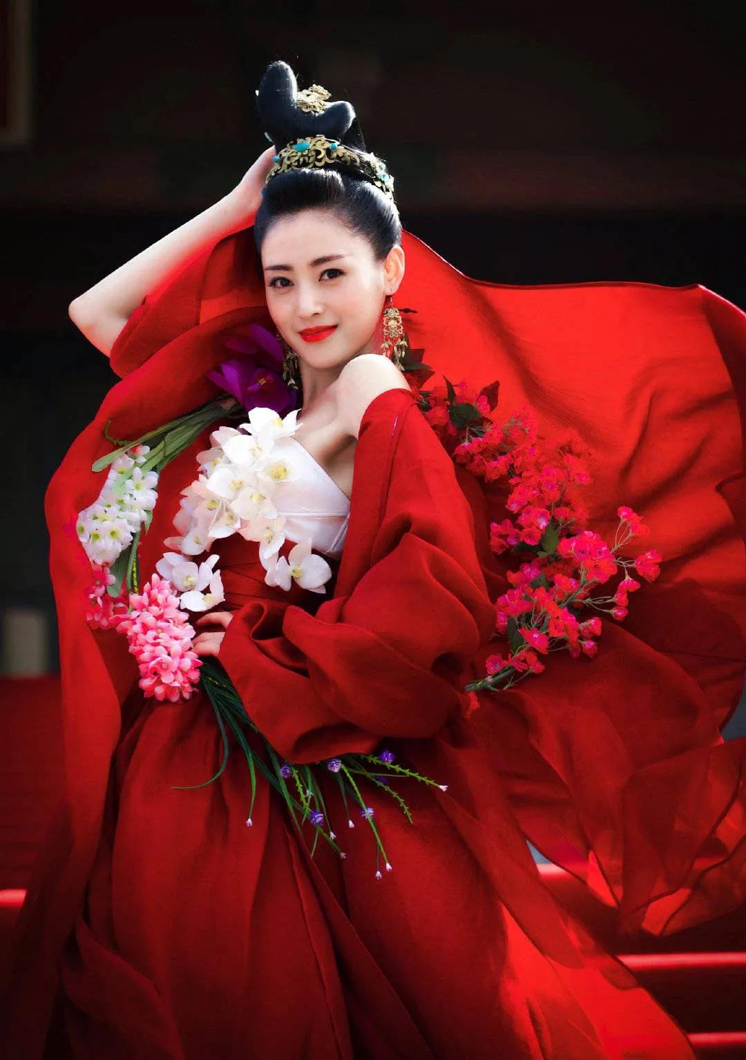 张天爱悠莱新品发布会,张天爱现身urara品牌活动