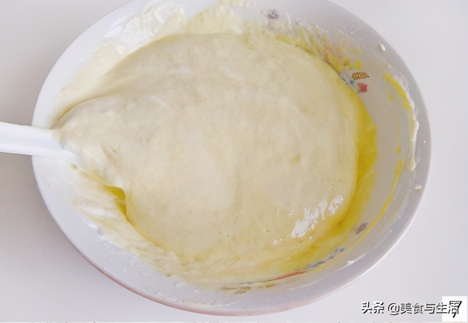 做法简单口感松软绵密的海绵蛋糕,不会融化的蛋糕简单又好吃又漂亮