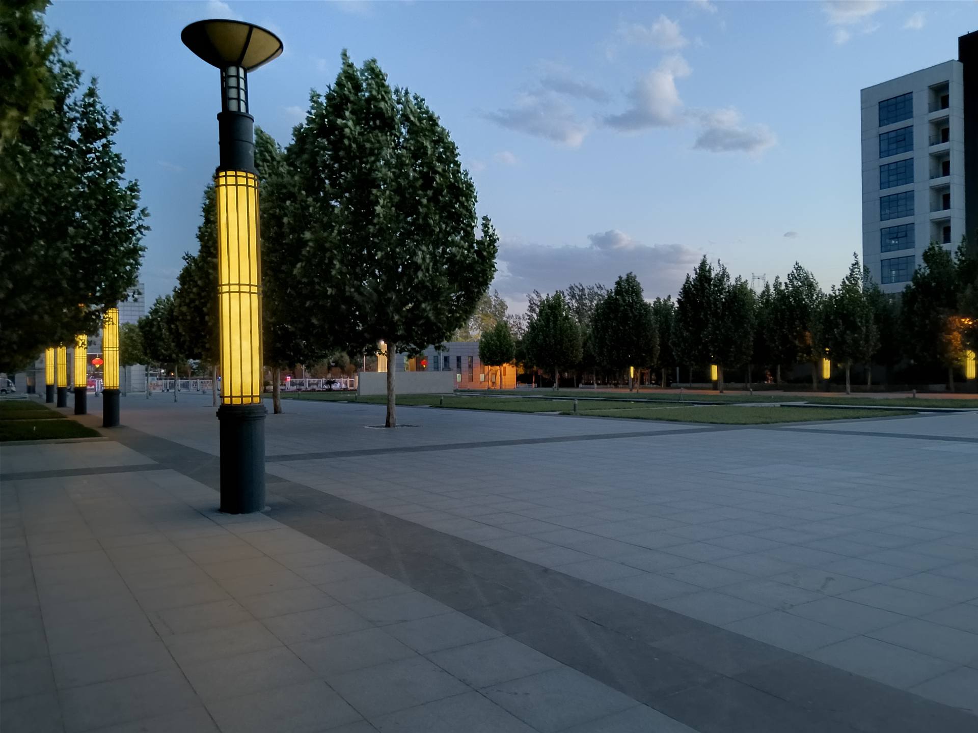 荣耀play5多长,荣耀play5能用多久