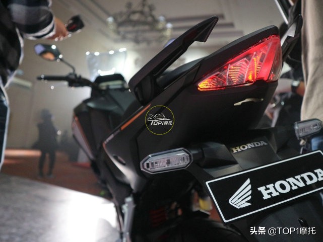 进口本田cbr150摩托车最新款,进口本田cb150r适合长途摩旅吗