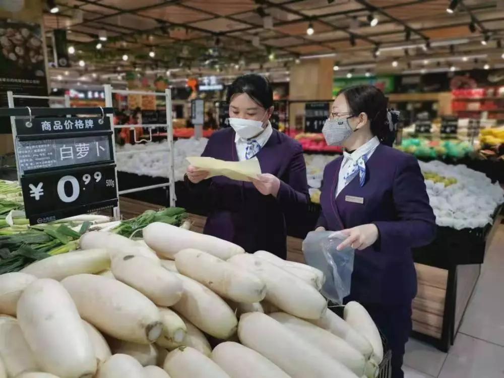 疫情无情人有情爱心蔬菜送一线,疫情无情民生有爱送菜到家暖人心