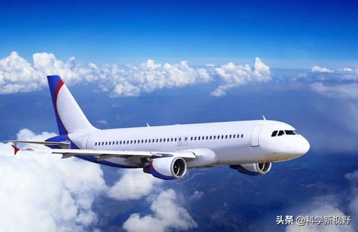 飞机在高空怎么保持气压,飞机在高空飞哪来氧气