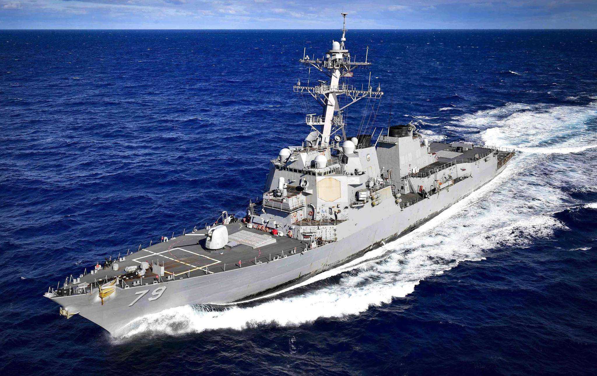 美军两栖攻击舰被拒停,美国新建中型登陆舰