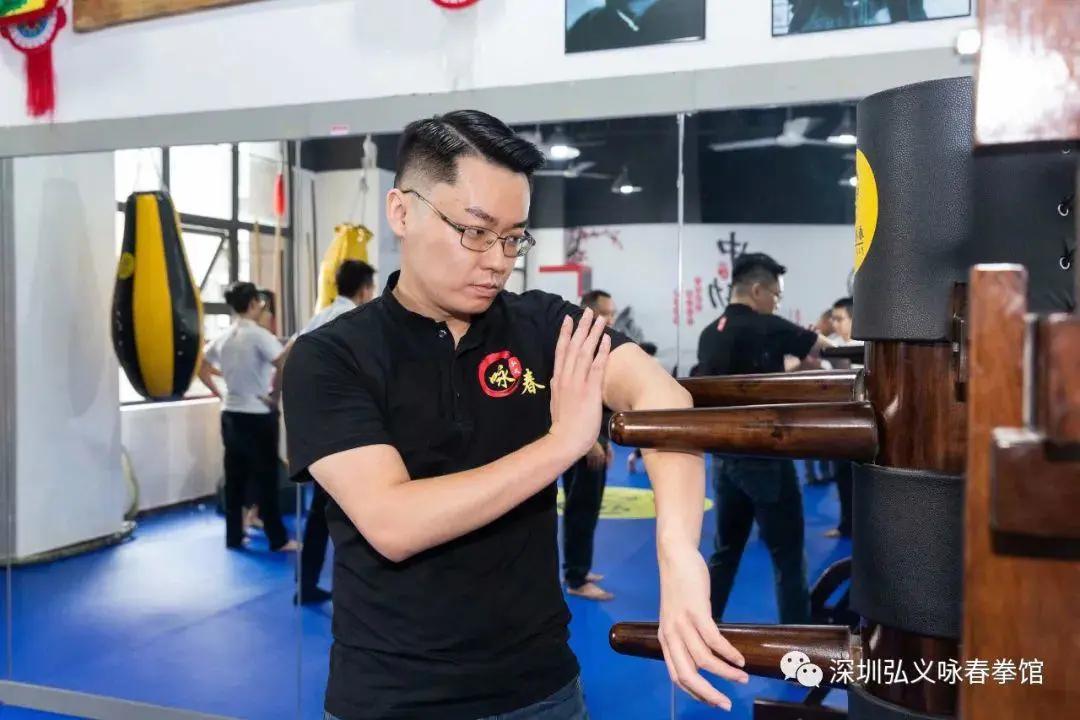 咏春叶问32种基本拳法慢动作教学,咏春拳教程叶问棍法