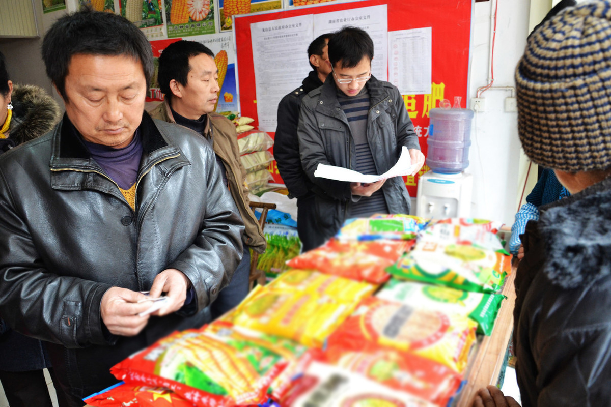 一袋50斤玉米种有多少利润,种一粒玉米收获几百粒暴利行业