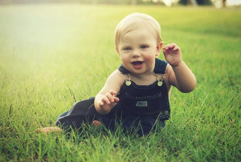 印尼富二代用孩子脊骨做手提包,印尼富二代炫富的奢侈品