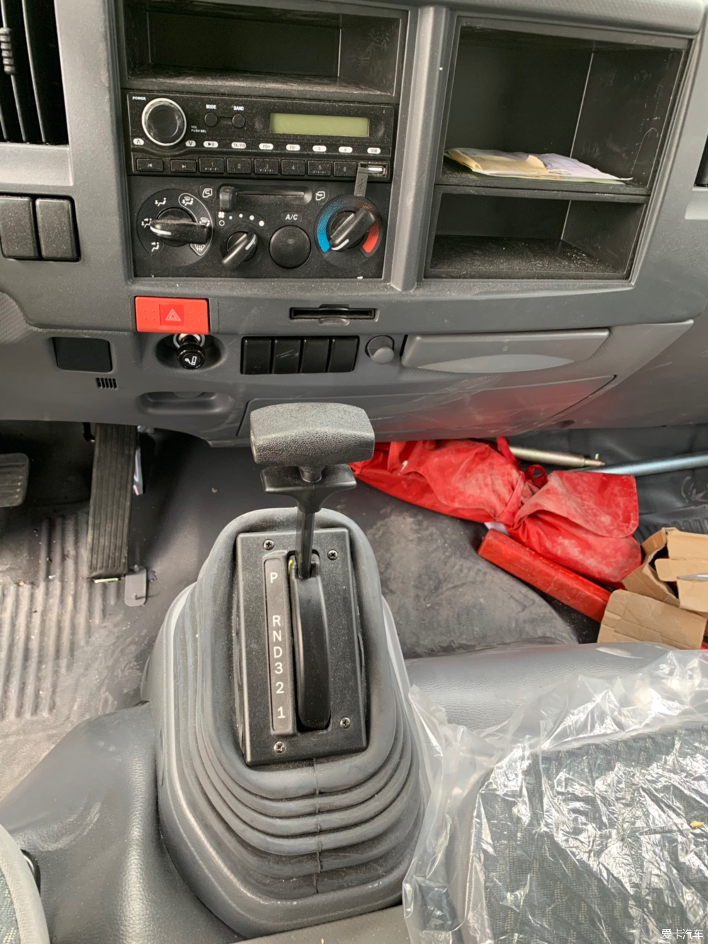 2.0t发动机搭载爱信8at变速箱suv,3.0t柴油v6发动机8at变速箱的车