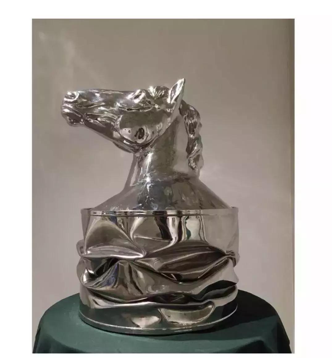 任宏伟|油桶中的褶皱美学