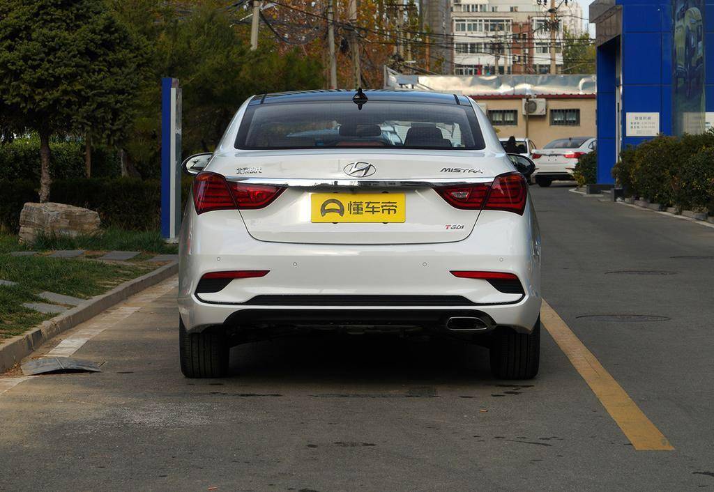 名图顶配,现代名图买自吸还是带t