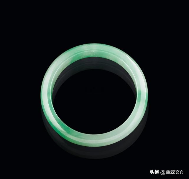 作为翡翠小白要如何看翡翠的价值,翡翠最全知识什么是翡翠