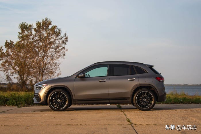 奔驰glasuv2024款试驾评测,2019奔驰gla250suv价格