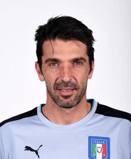 哈特门将的自我修养视频,展示一下一个优秀门将的基本功