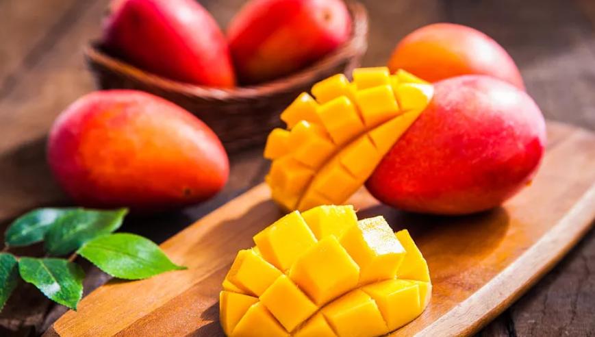 「吃芒果治愈不开心」带有阳光味道的芒果，你怎么能错过