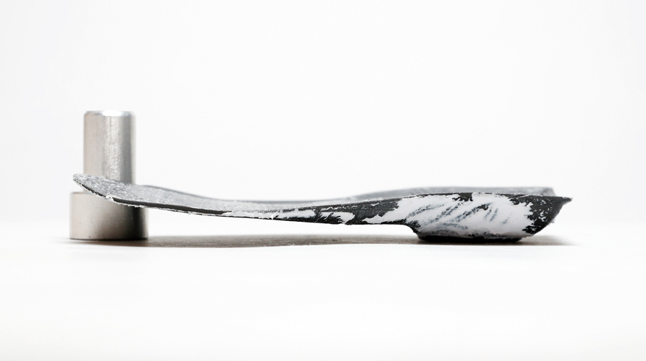 aj33上脚,aj33卡脚怎么破