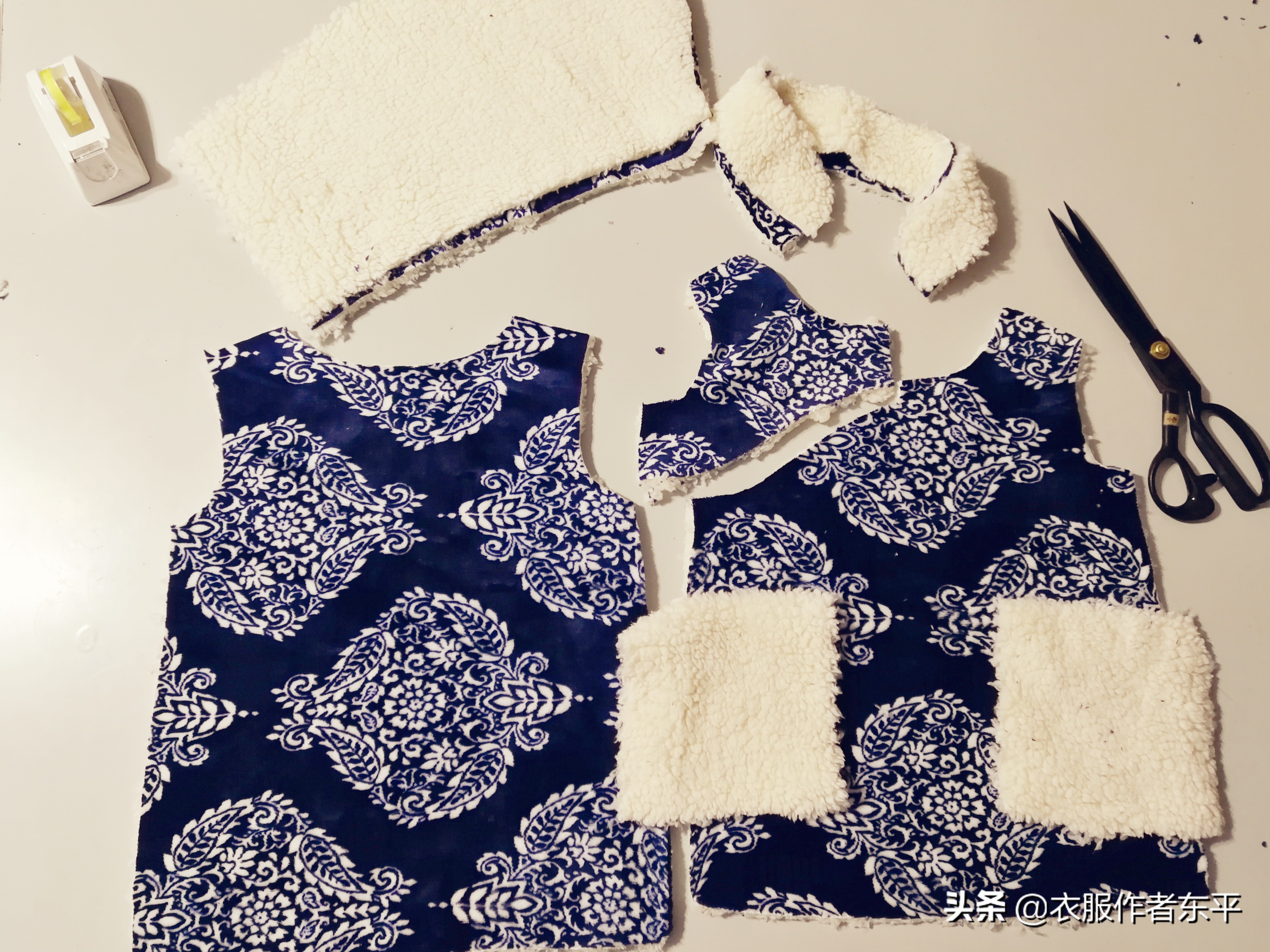 青花瓷半高领打底衫女,民族风青花瓷打底衫女款