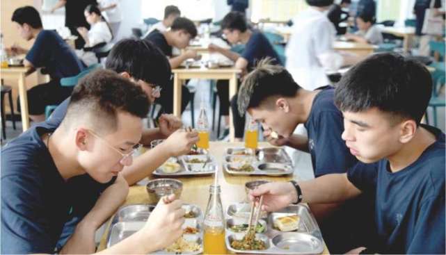 西安丹青易考美术学校联系方式,西安丹青文化课培训学校