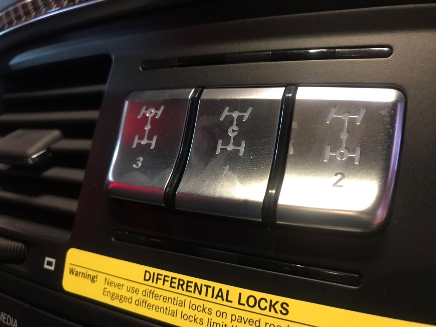 g5504x4瓒婇噹瑙嗛,濂旈┌g5504x4