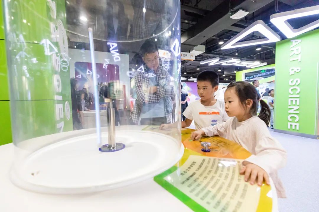 免费！森林物语•虫现江湖，“热带雨林”空降济南！