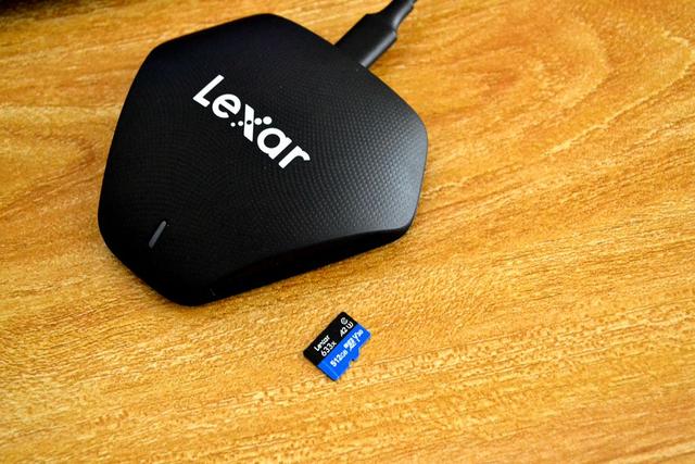 雷克沙usb3.1三合一读卡器,闪迪读卡器和雷克沙读卡器